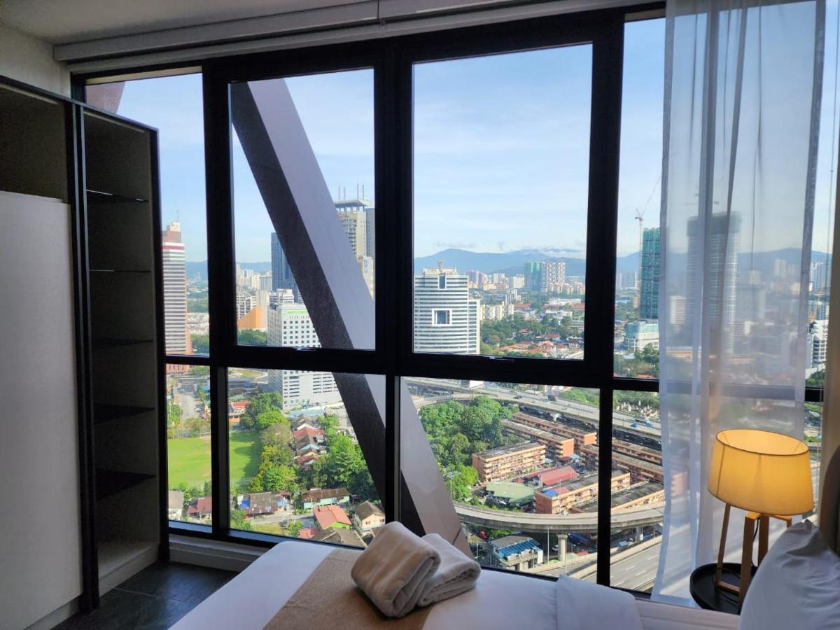 Scarletz Suites Klcc By Gc Luxury Suites Kuala Lumpur Esterno foto