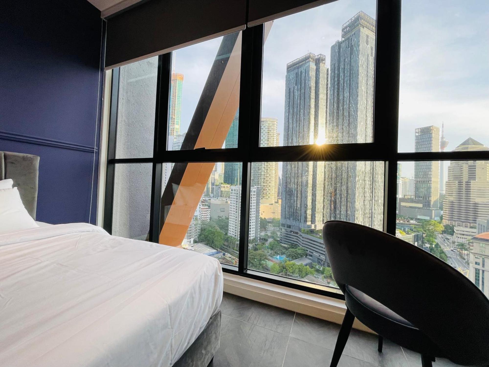 Scarletz Suites Klcc By Gc Luxury Suites Kuala Lumpur Esterno foto